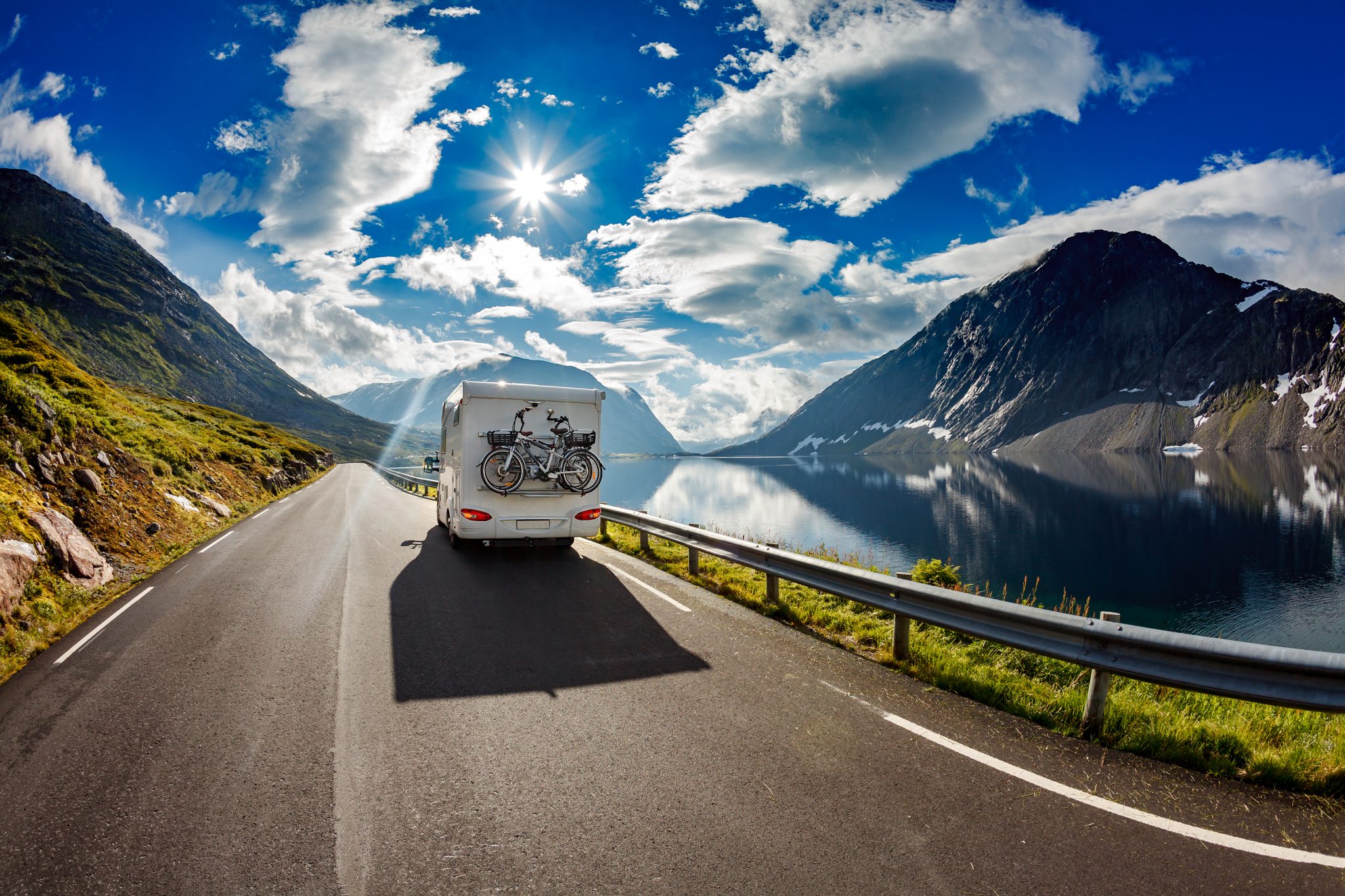 Wohnmobil in Düsseldorf mieten für Ihren Urlaub mit der Familie